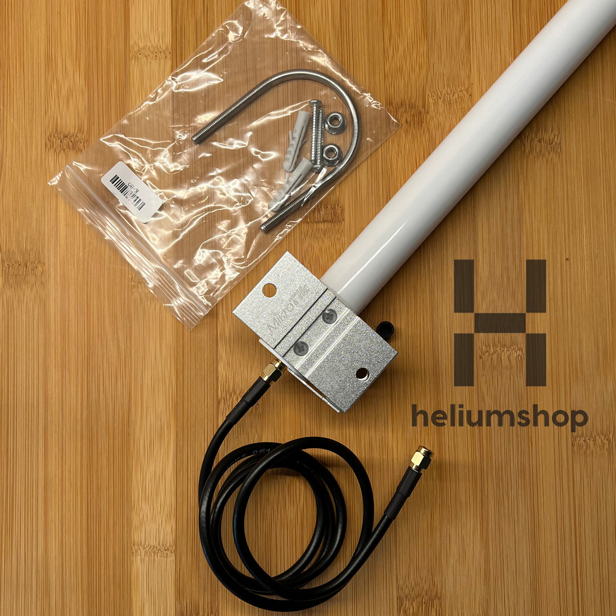 MikroTik 868 Omni körsugárzó antenna kit, 6.5 dBi, 824-960 MHz (Bemutató Termék)